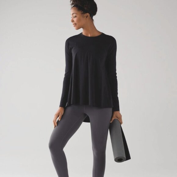 lululemon athletica Tops - Lululemon Acadia Long Sleeve Flare Hem Tee Flare Hem Tee in black